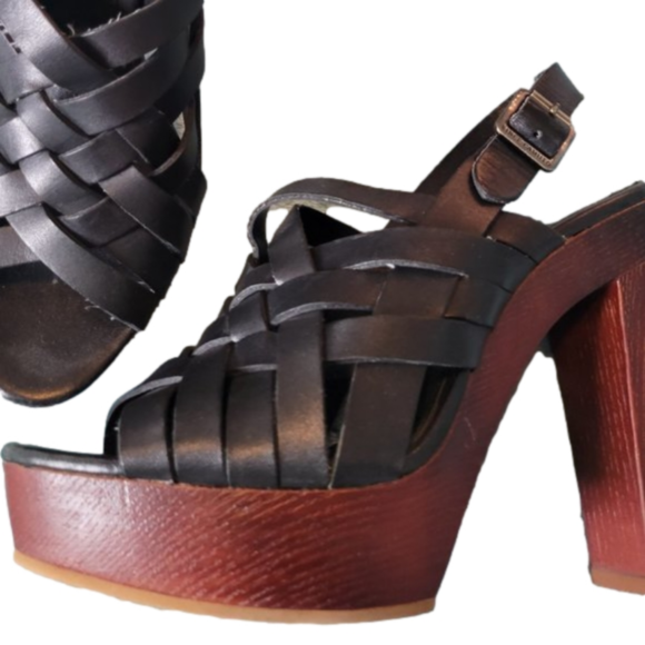 Vince Camuto Shoes - WOMESN VINCE CAMUTO BLACK LEATHER HEELS